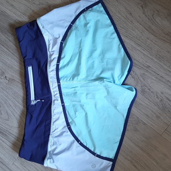 Lululemon Shorts - Picture 2 of 5